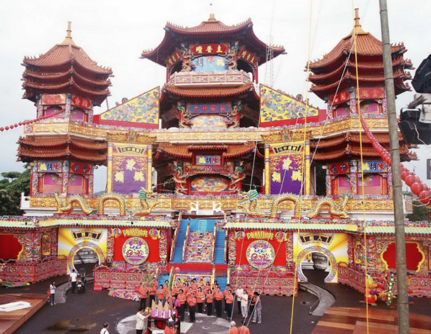 Artistic depiction of Ghost Month activities, illustrating the vibrant ceremonies and rituals that commemorated the spirits as part of Taiwanese culture.